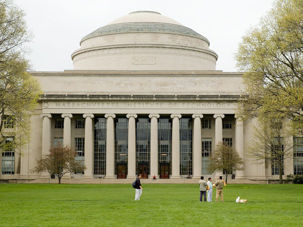 Massachusetts Institute of Technology（麻省理工学院）
